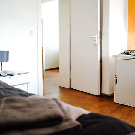 Zimmer In Ruhiger Lage 150M Zur Ta Хамелн Екстериор снимка